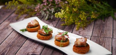 Sous Vide Pork Belly w/ Crispy Bao